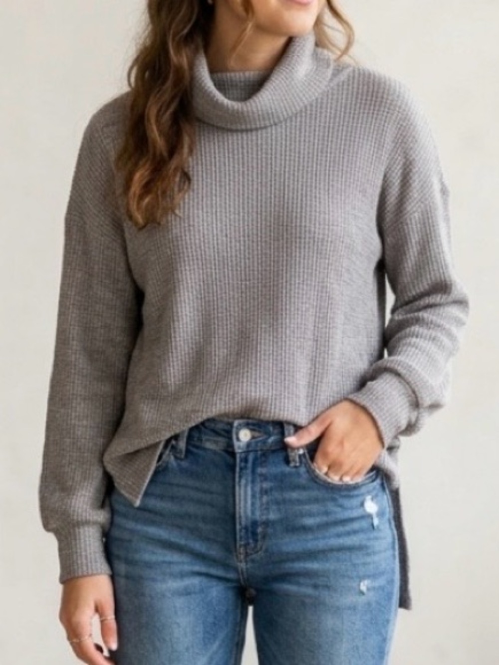 Gibsonlook Women's Light Gray Cowl Turtleneck Sweater - Relaxed Waffle Knit Sz M